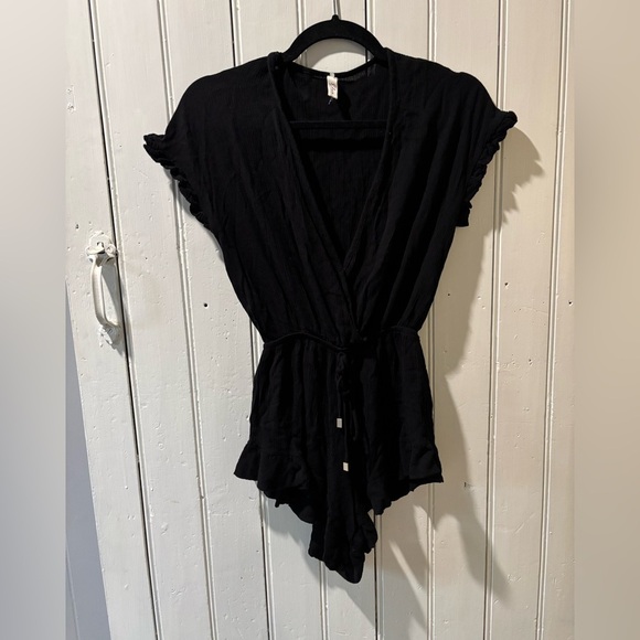 Other - 💕3/$25💕 Romper/Beach Coverup